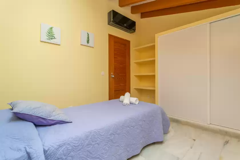 Holiday rentals in Finca palmera, ses Salines