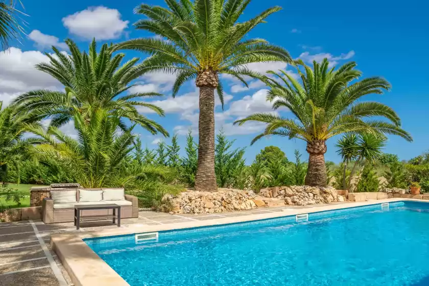 Holiday rentals in Finca palmera, ses Salines