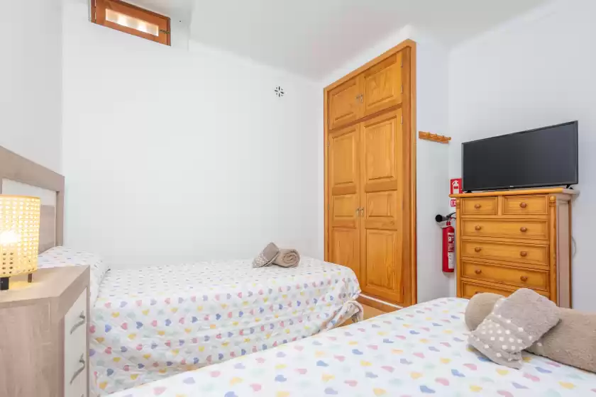 Holiday rentals in Casa michaela, Portopetro