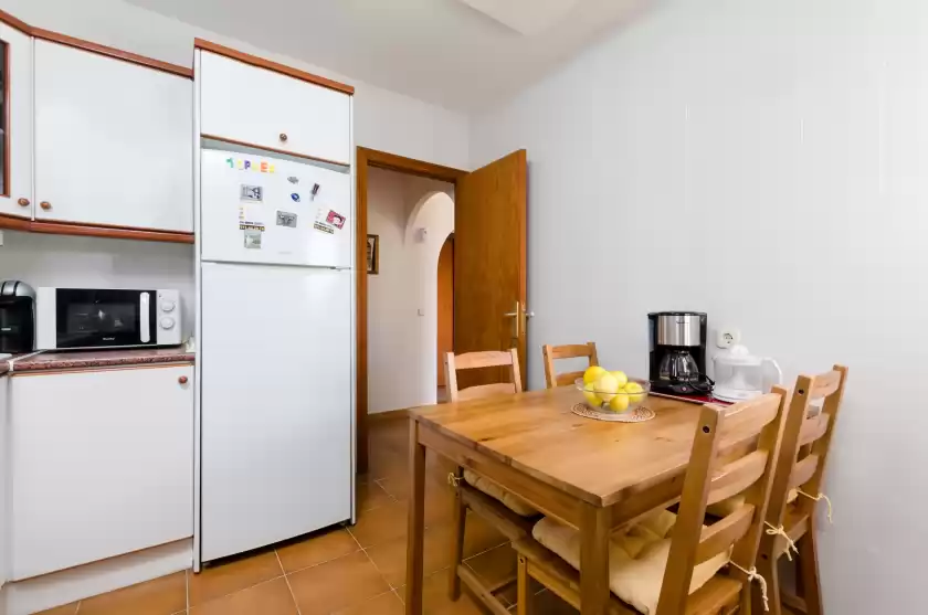 Holiday rentals in Can mestral, Badia Blava