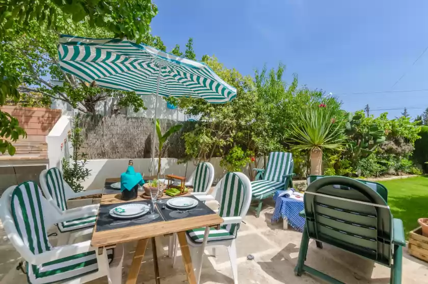 Holiday rentals in Can mestral, Badia Blava