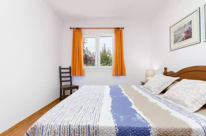 Holiday rentals in Can mestral, Badia Blava
