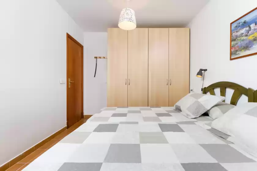Holiday rentals in Can mestral, Badia Blava