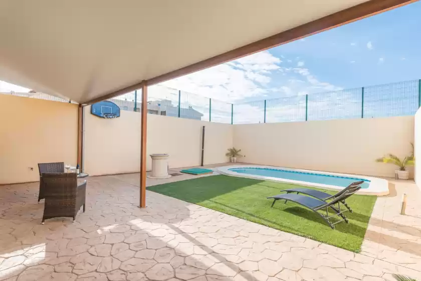 Holiday rentals in Cas peix - adults only, Sa Pobla