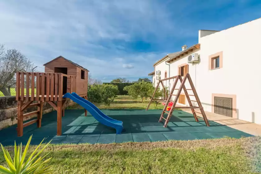 Holiday rentals in Finca calderitx, Ariany