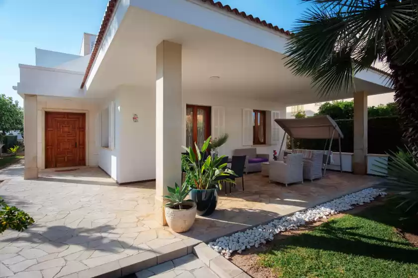 Holiday rentals in Estrel, Can Picafort