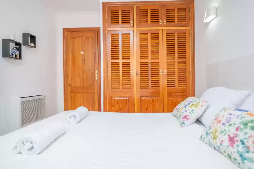 Holiday rentals in Villalonga, Maria de la Salut