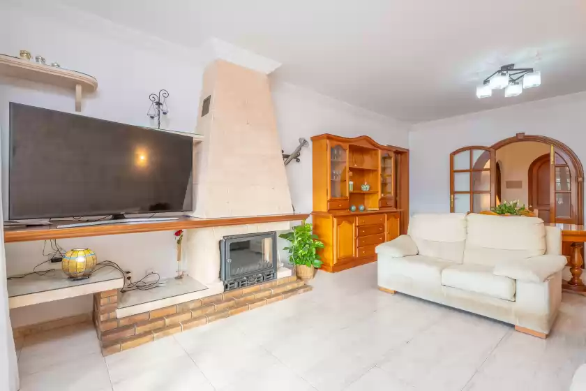 Holiday rentals in Villalonga, Maria de la Salut