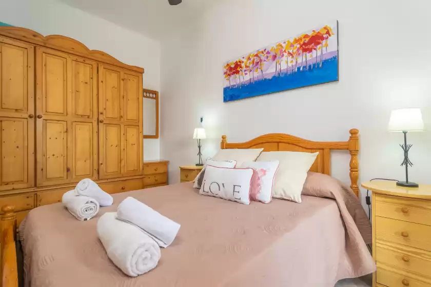 Holiday rentals in Ses planetes, Portocolom