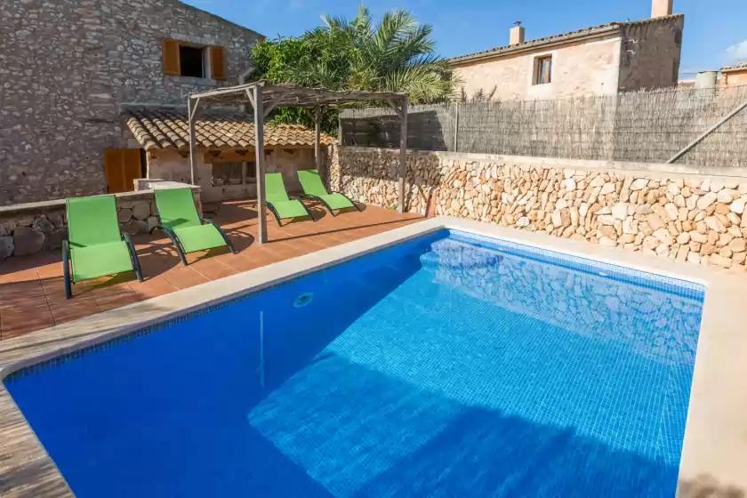 Holiday rentals in Casa rural sa sorda, Campos