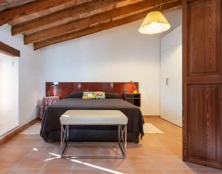 Holiday rentals in Sa teulera de pina, Pina