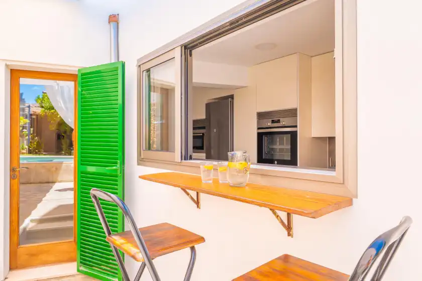 Holiday rentals in Sa teulera de pina, Pina