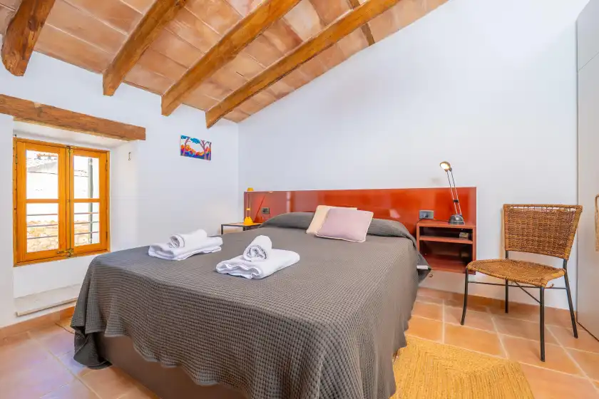 Holiday rentals in Sa teulera de pina, Pina