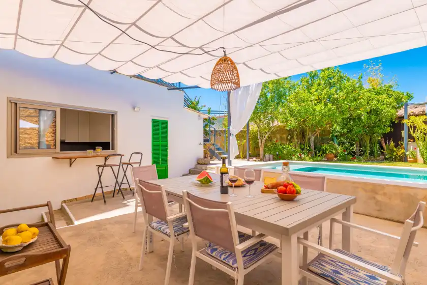 Holiday rentals in Sa teulera de pina, Pina