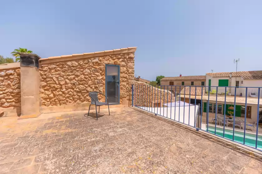 Holiday rentals in Sa teulera de pina, Pina