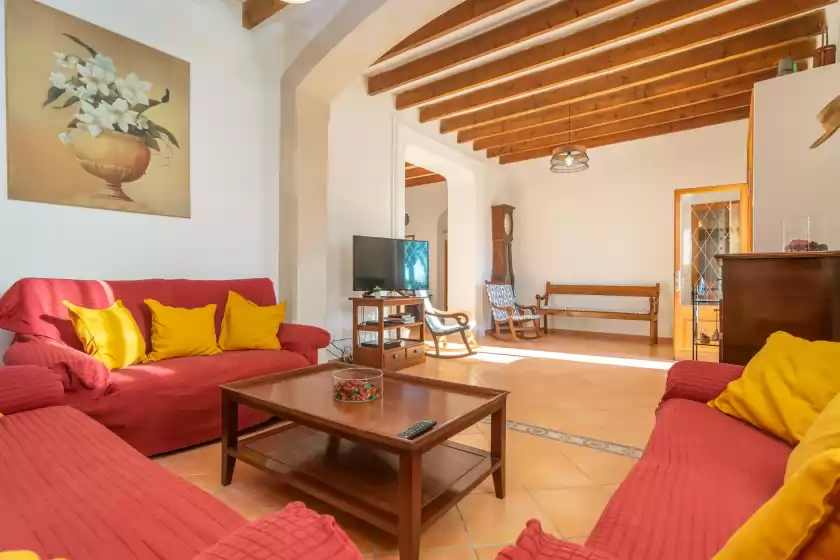 Holiday rentals in N'amera, Campos