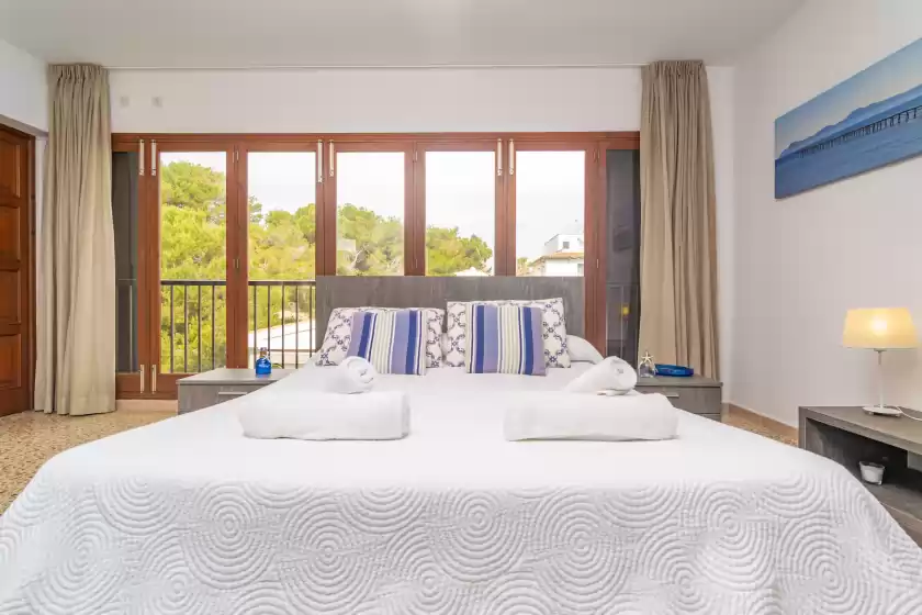 Holiday rentals in Violeta de mar, Platja de Muro