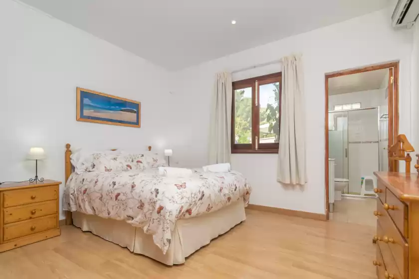 Holiday rentals in Villa luna, Platja d'Alcúdia