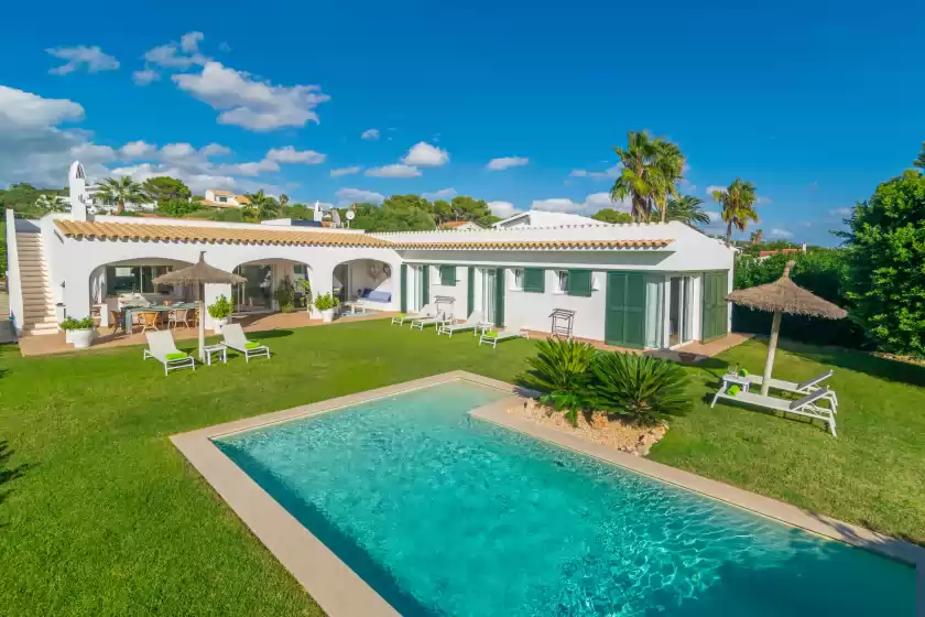 Holiday rentals in Villa binimigi, Platja de Binisafúller