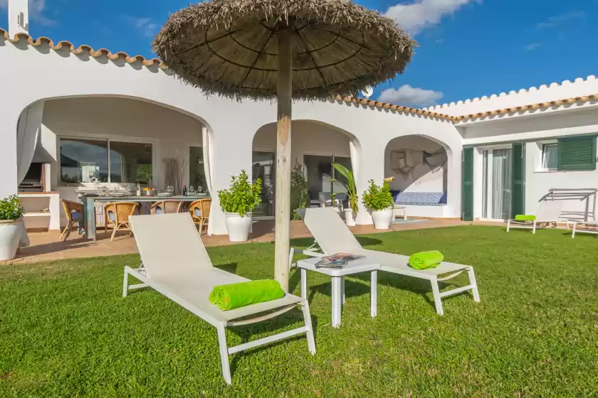 Holiday rentals in Villa binimigi, Platja de Binisafúller