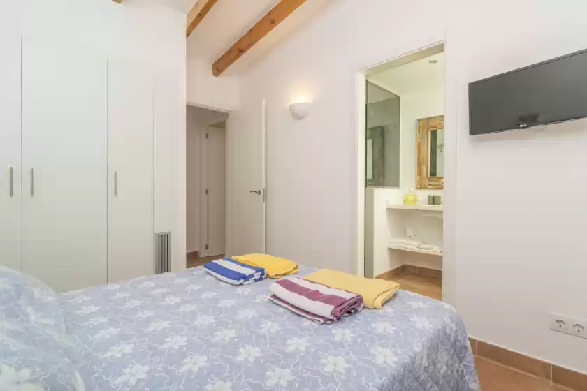 Holiday rentals in Villa binimigi, Platja de Binisafúller