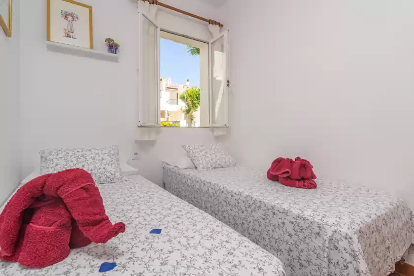 Holiday rentals in Ses fonts c25, Son Parc