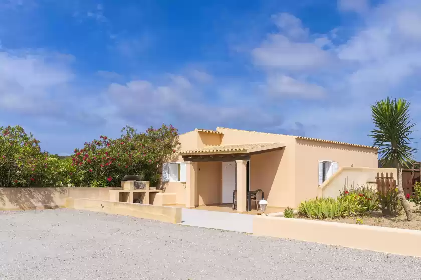 Holiday rentals in Can juan de s'hereu, Venda des Cap de Barbaria