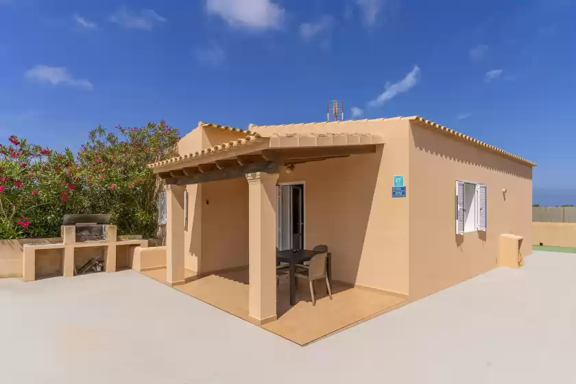 Holiday rentals in Can juan de s'hereu, Venda des Cap de Barbaria