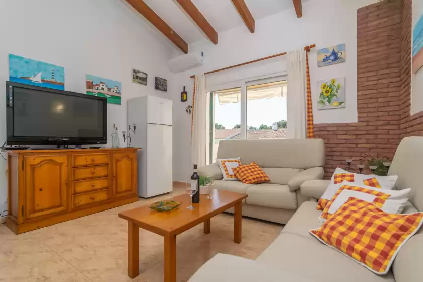 Holiday rentals in Filippi, Es Mercadal