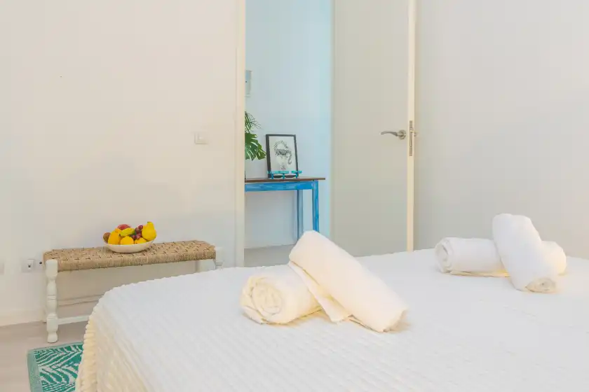 Holiday rentals in Vell mari 6, s'Illot