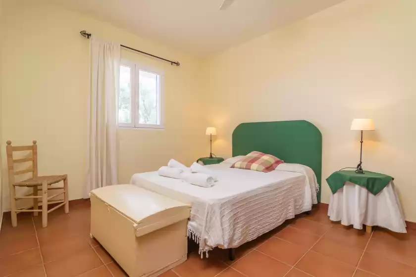 Holiday rentals in Can jaume 10, es Canutells