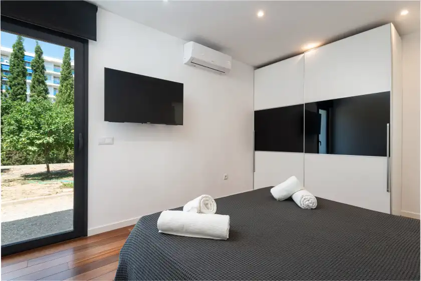 Holiday rentals in Casa blanca nº 1, Costa des Pins