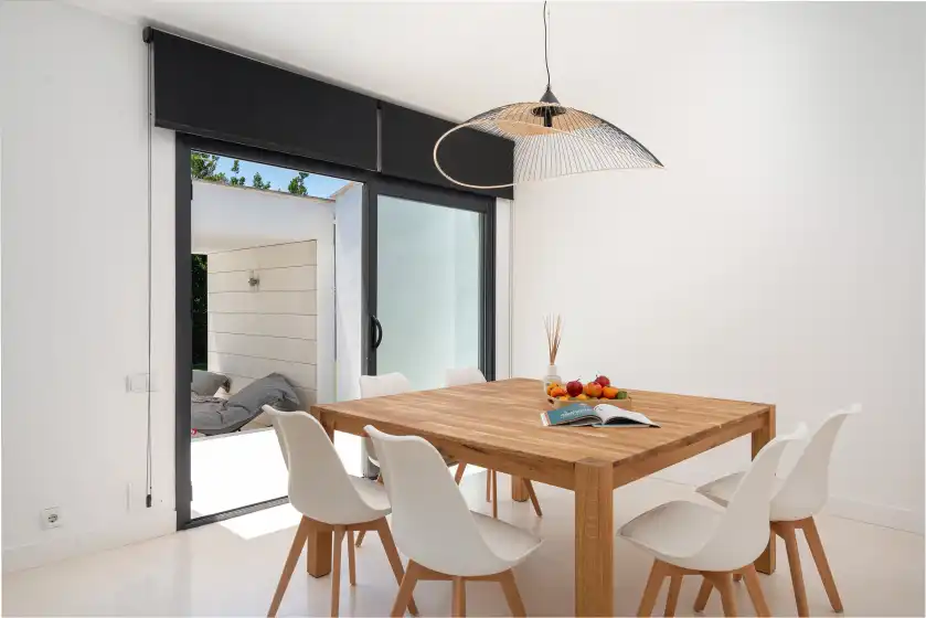 Holiday rentals in Casa blanca nº 1, Costa des Pins