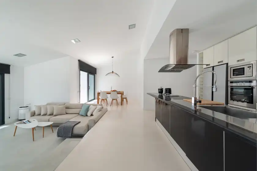 Holiday rentals in Casa blanca nº 1, Costa des Pins