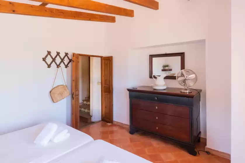 Holiday rentals in Hortella (ecofinca), Sant Joan