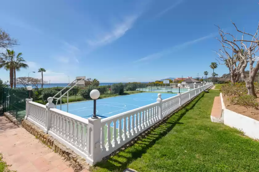 Holiday rentals in Lunamar, Marbella