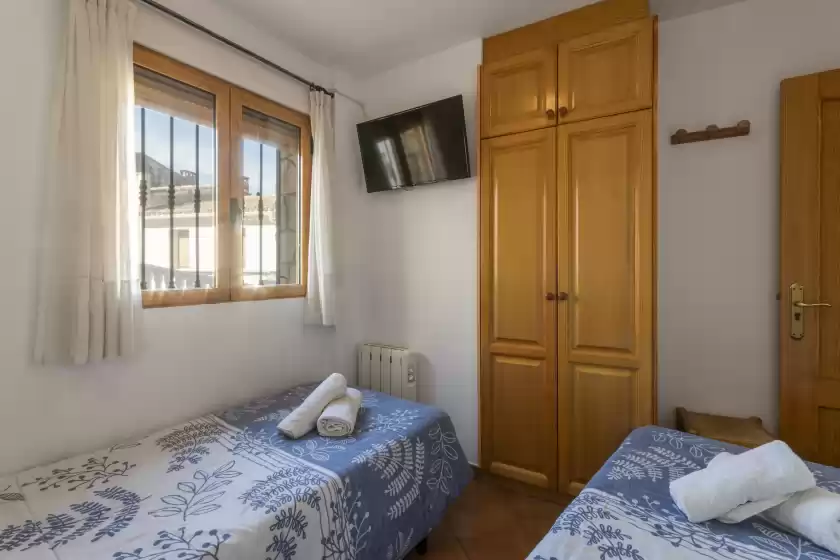 Holiday rentals in Carrebaix i, Orba