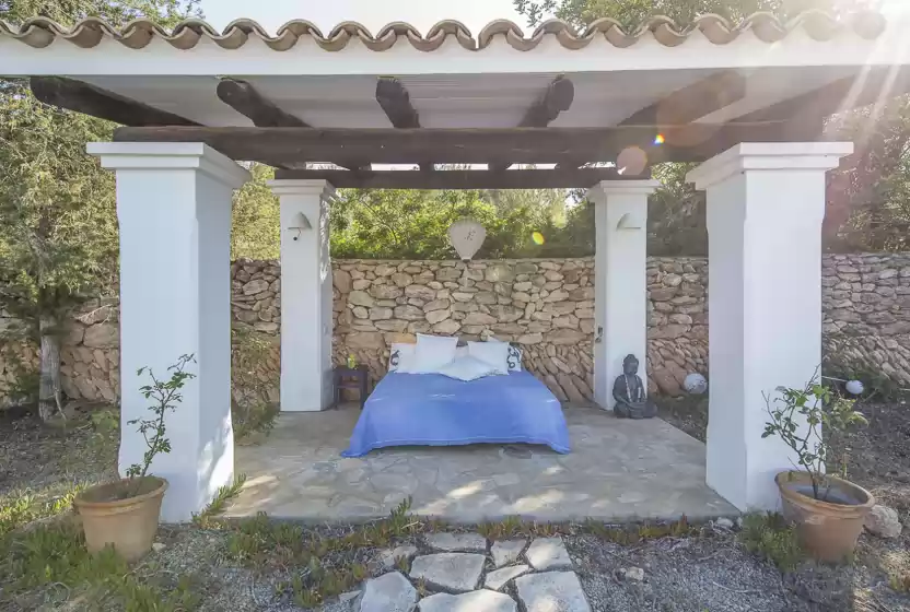 Holiday rentals in Can cabrit, Jesús