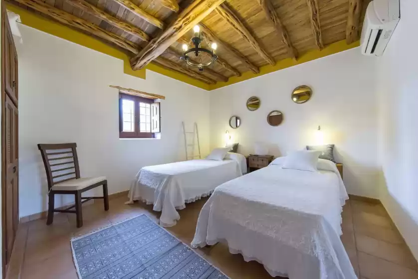 Holiday rentals in Can mayans, Santa Gertrudis de Fruitera