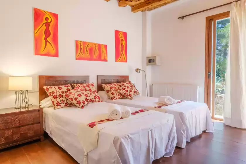 Holiday rentals in Can savasana, Sant Antoni de Portmany