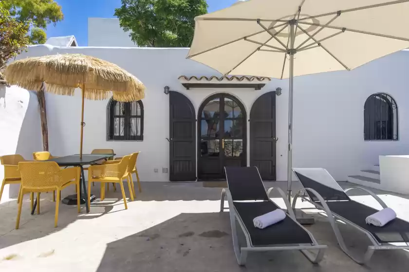 Holiday rentals in Puig can fluxa, Santa Eulària des Riu