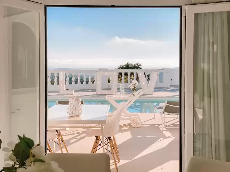 Holiday rentals in Villa perla blanca, Jesús