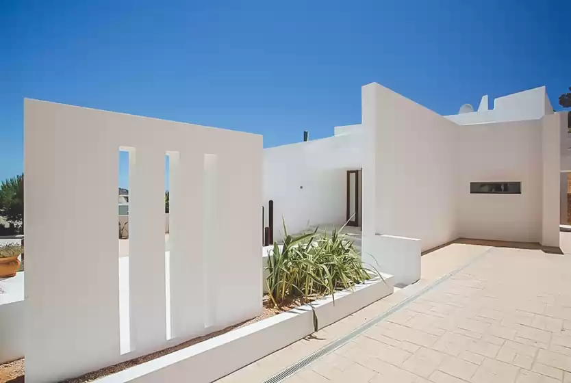 Holiday rentals in Villa riley, es Cubells