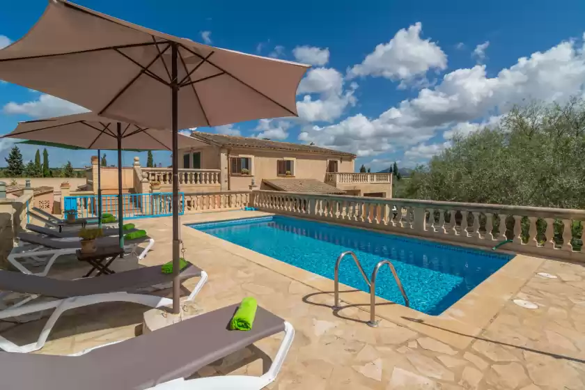 Holiday rentals in Es rafal cogolles, Manacor