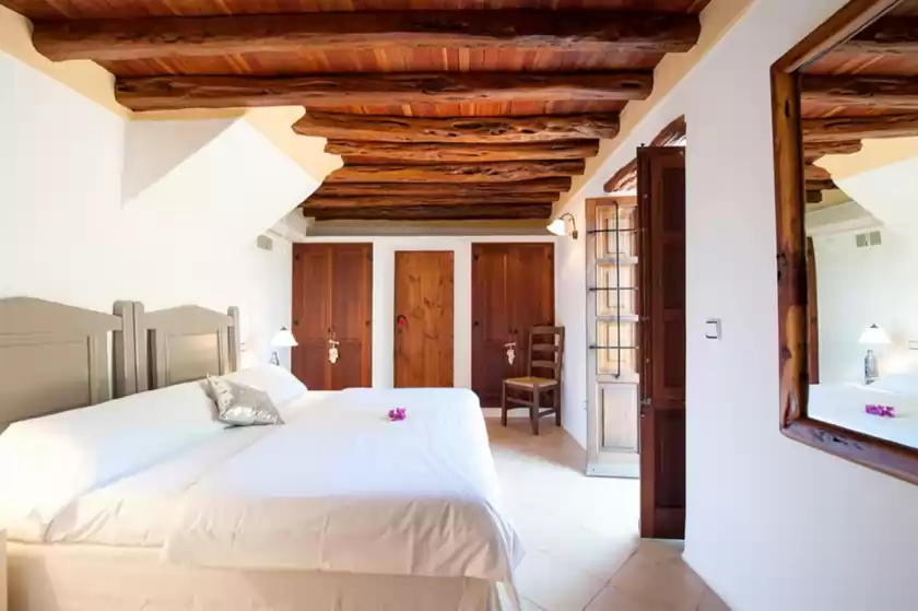 Holiday rentals in Can blaia, Sant Llorenç de Balàfia