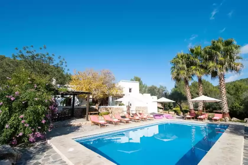 Holiday rentals in Can blaia, Sant Llorenç de Balàfia