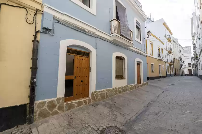 Holiday rentals in The hipiie house, Cádiz