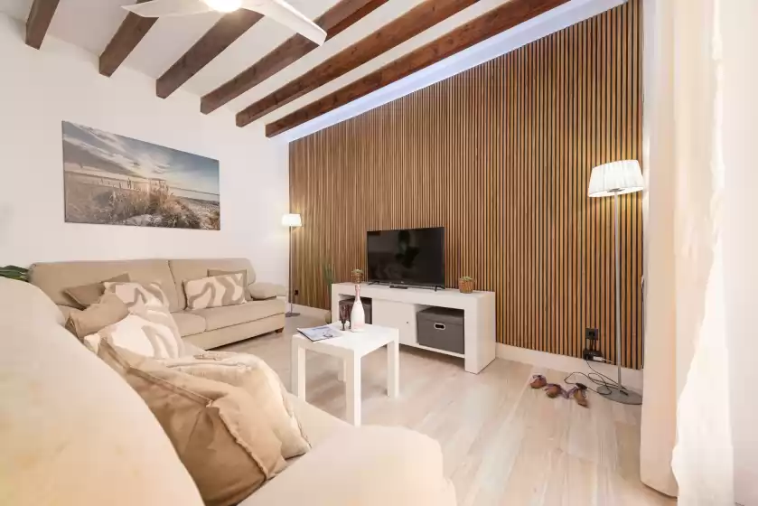 Holiday rentals in Casa mercat, Pollença
