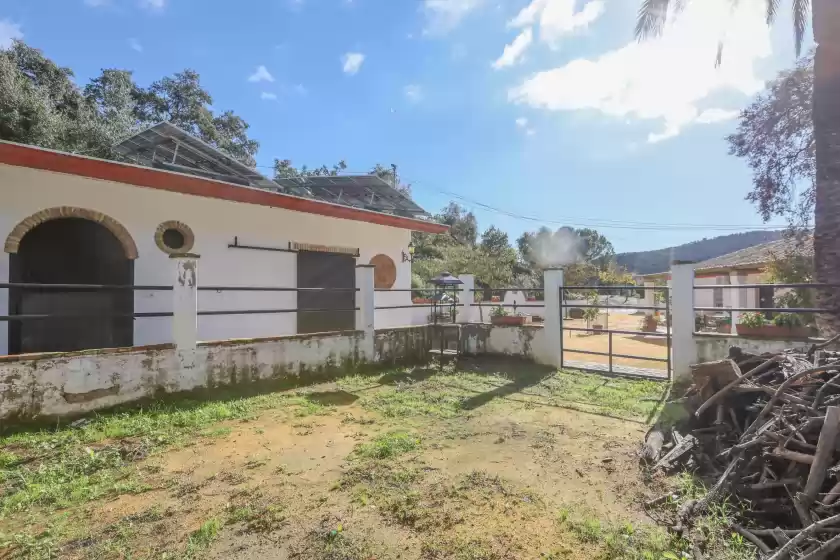 Alquiler vacacional en Casa rural los menestrales, Lora del Río