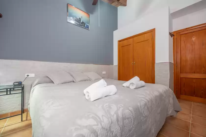 Holiday rentals in Can pintat (llubí), Llubí